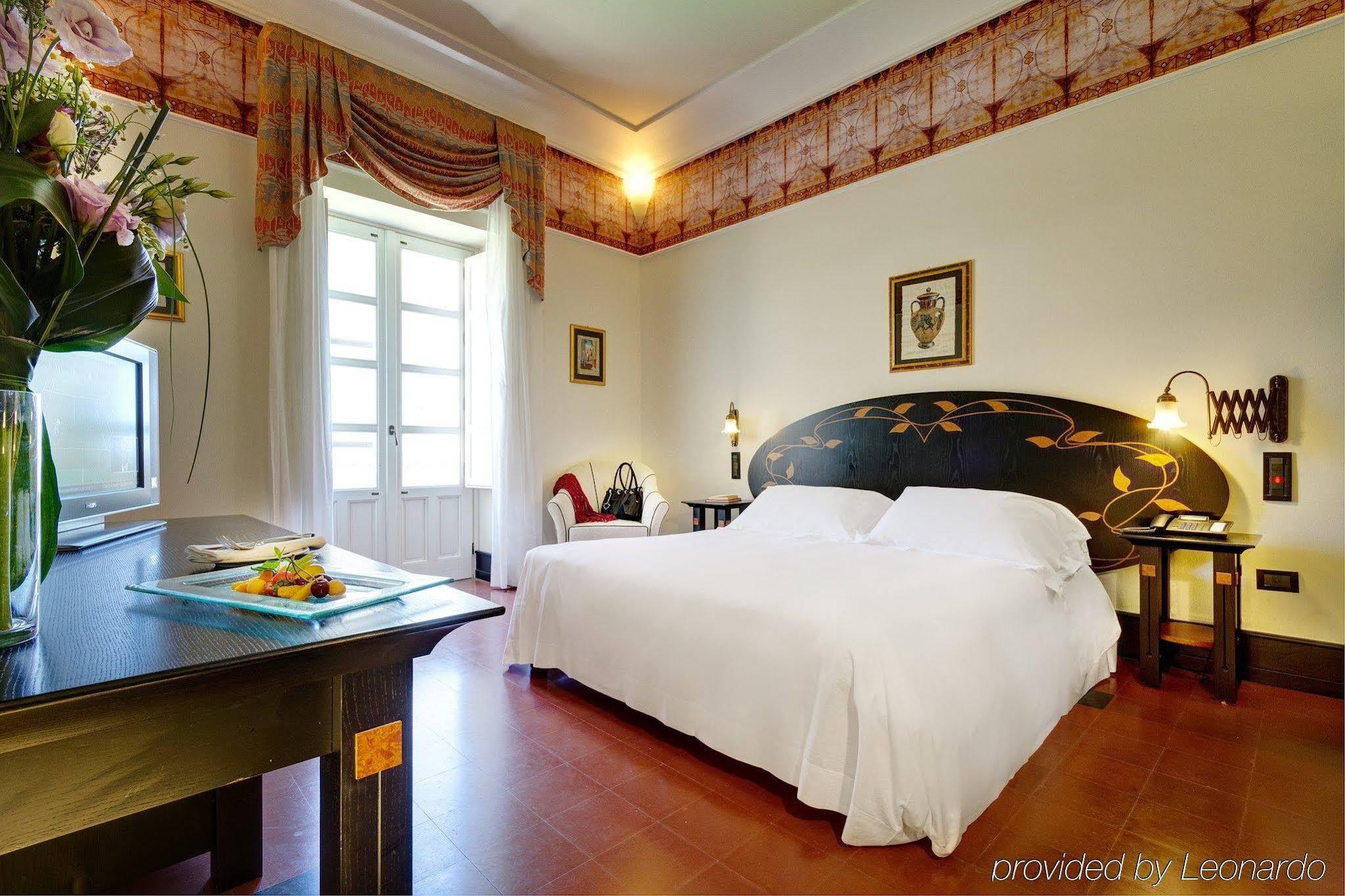 Hotel Grand Des Etrangers 5*