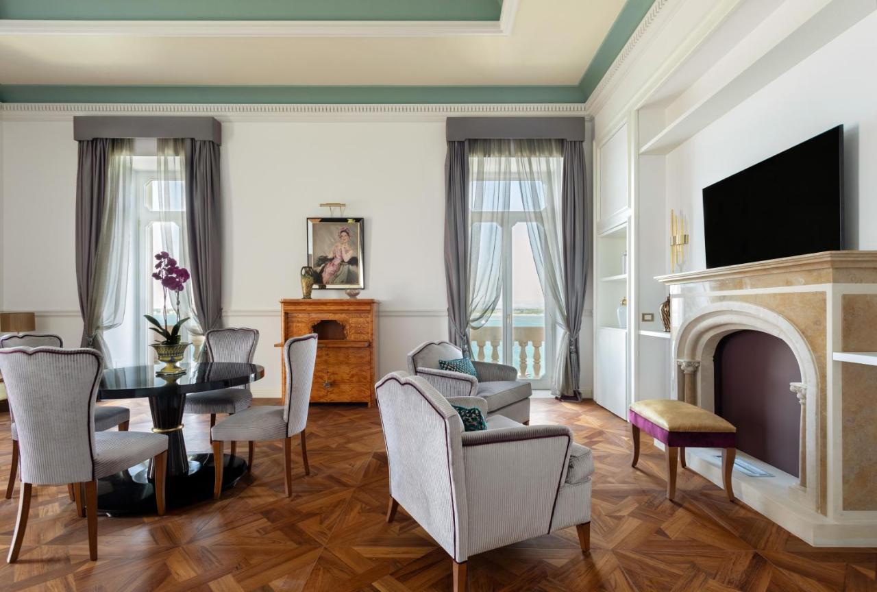 Grand Des Etrangers Hotel 5*